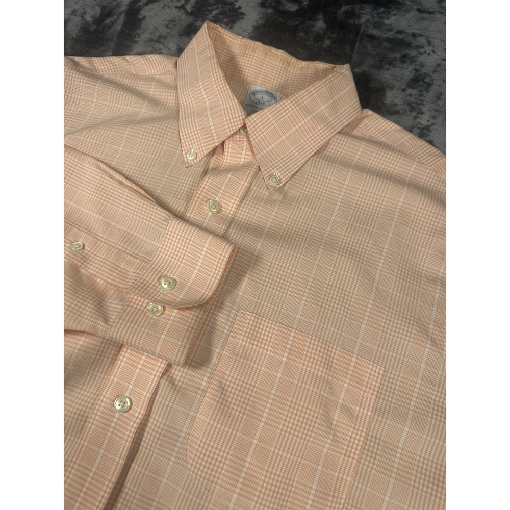 Brooks Brothers  Slim Fit 346  Long Sleeve Button Down Shirt MENS  MEDIUM